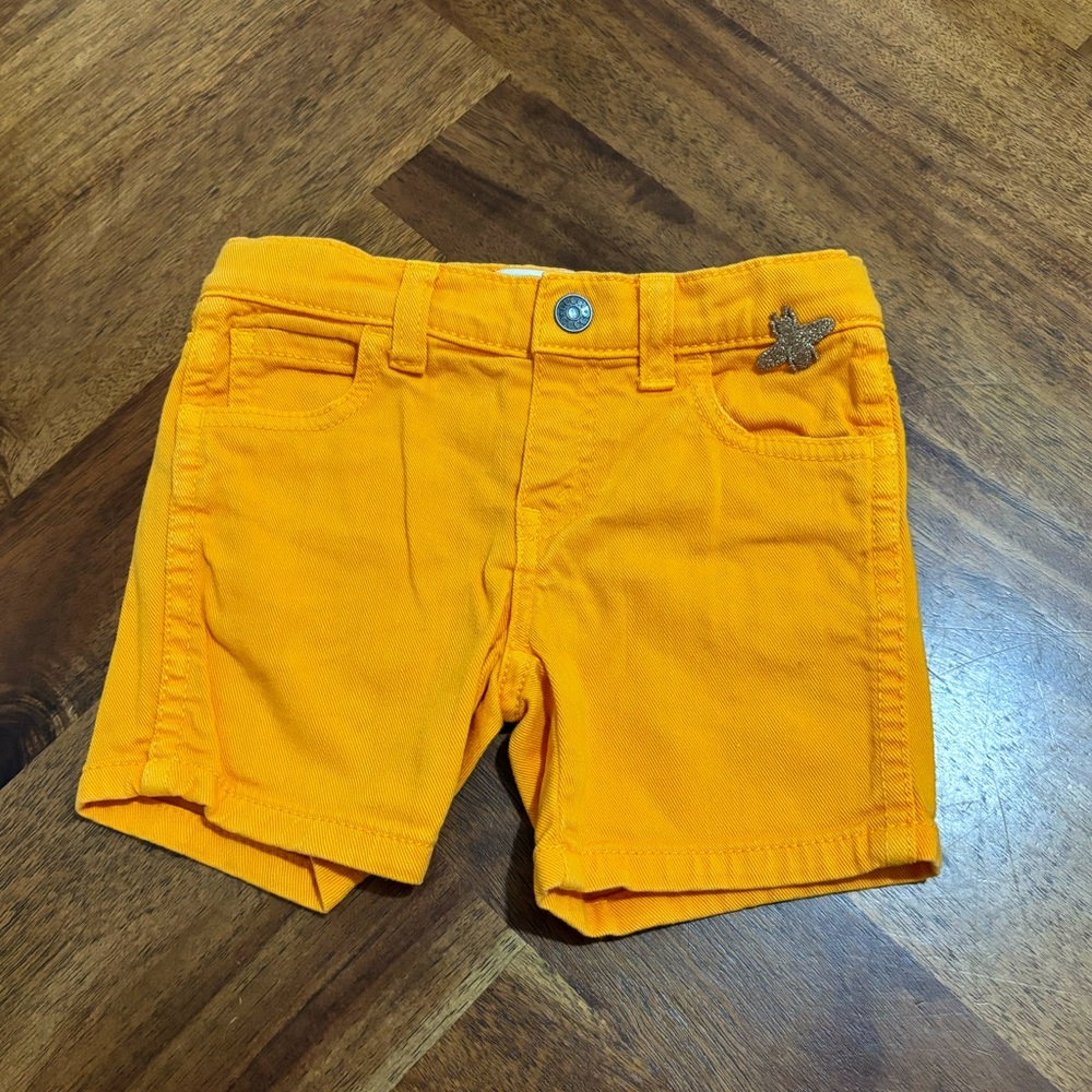 Gucci Baby Yellow Shorts Size 9-12 M